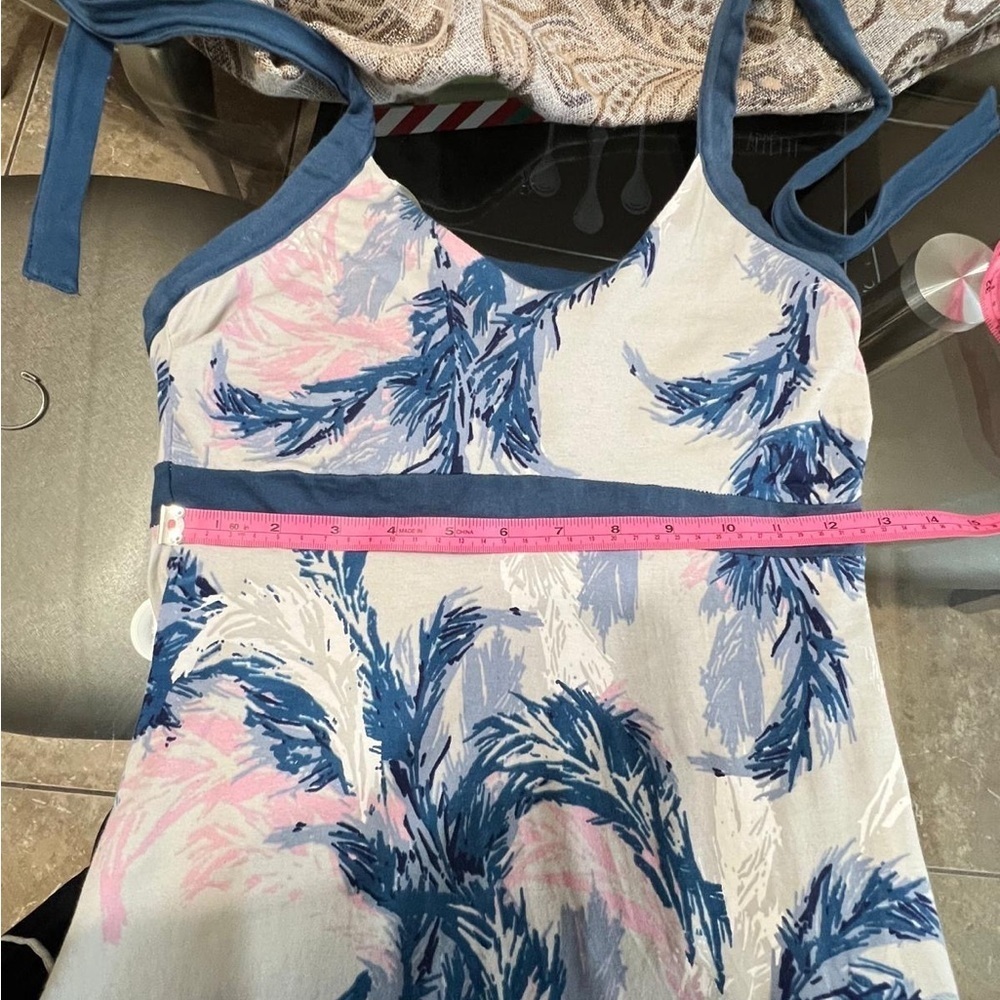 Patagonia Blue and White Midi Dress
Caja 3 - Picture 3 of 4